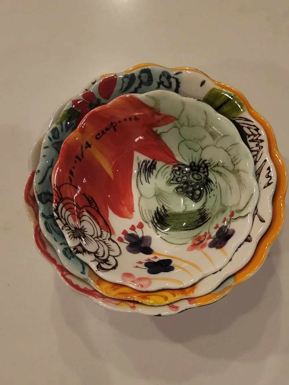 Anthropologie Floral Scalloped Nesting Bowls - Red, Green, Yellow.